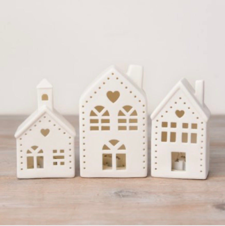 Light Up House With Heart Cut Out - 12.5cm