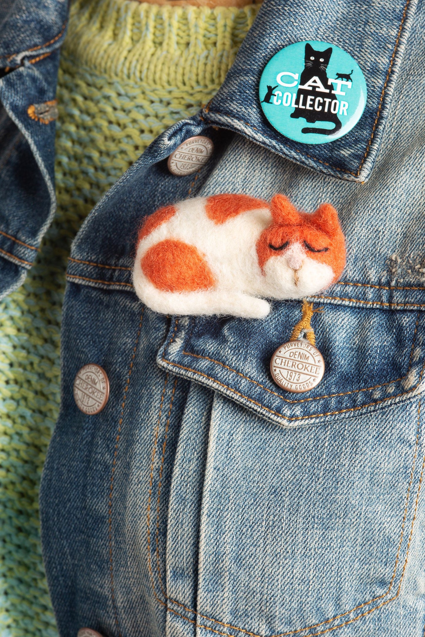 Hawthorn Handmade Cat Brooch Needle Felting Kit